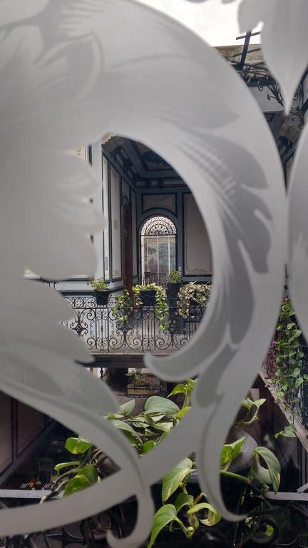Leonora Hostal Puebla Extérieur photo