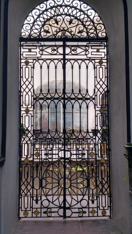 Leonora Hostal Puebla Extérieur photo
