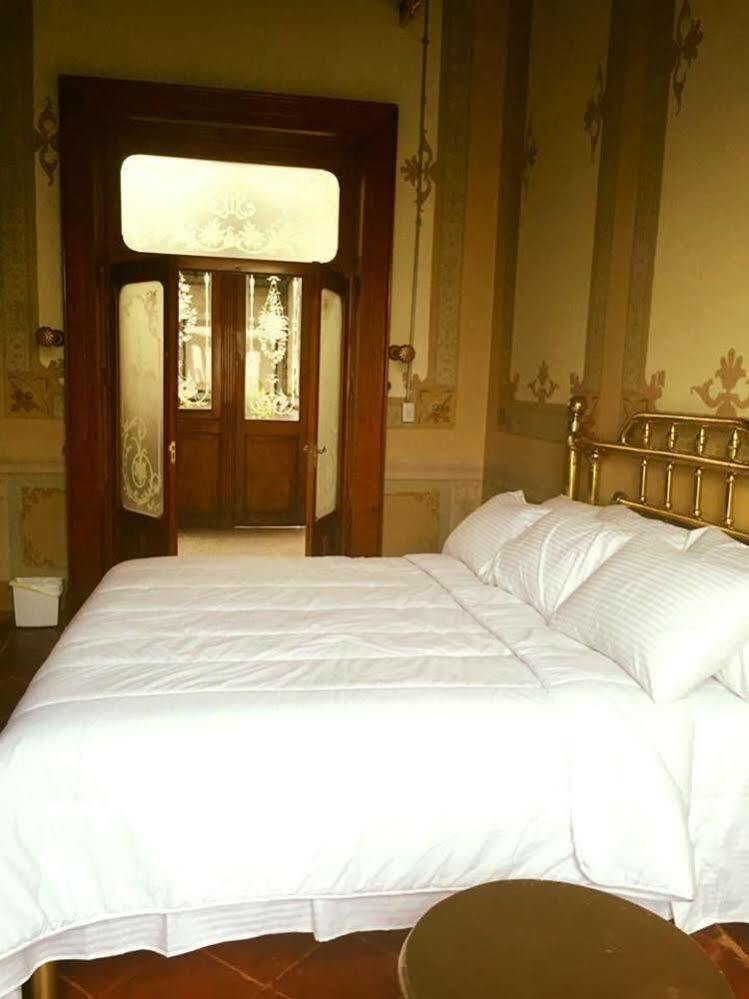 Leonora Hostal Puebla Extérieur photo