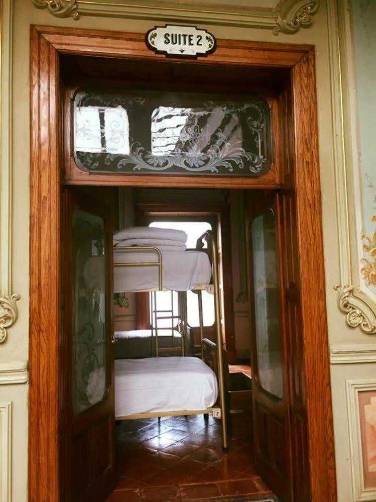 Leonora Hostal Puebla Extérieur photo