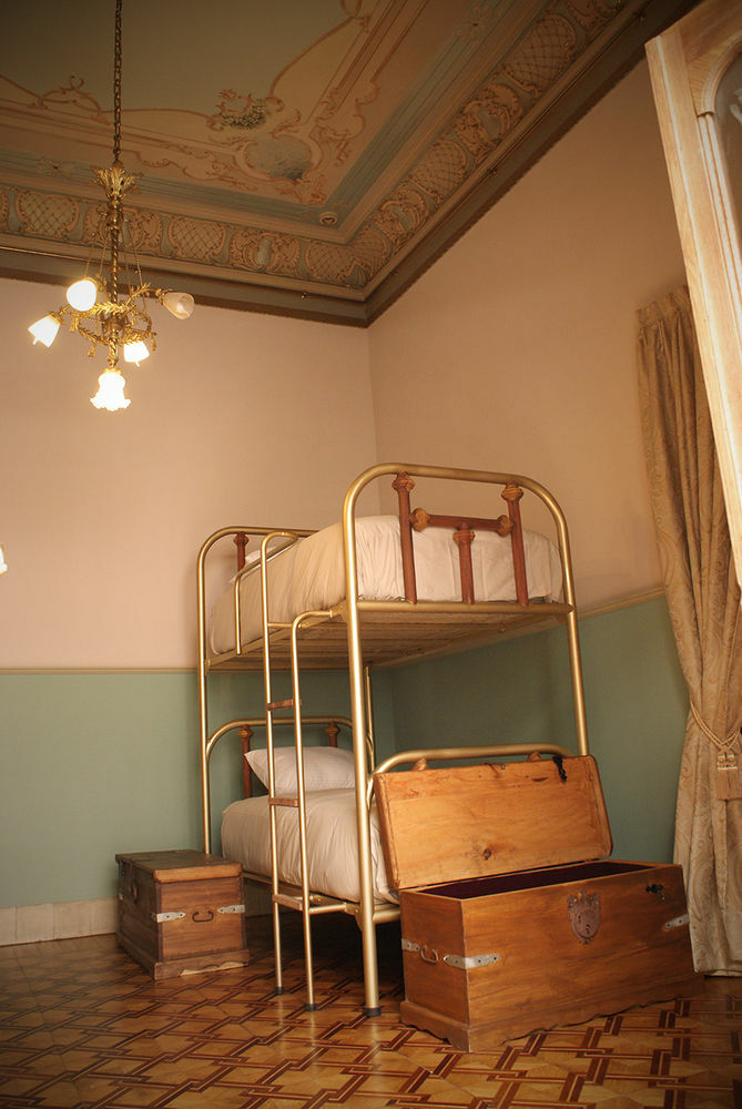 Leonora Hostal Puebla Extérieur photo